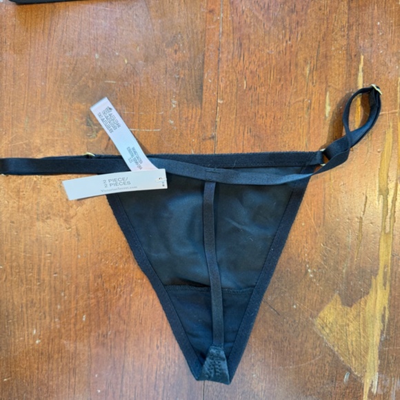 Victoria's Secret Bra and Panty Set - Picture 2 of 4